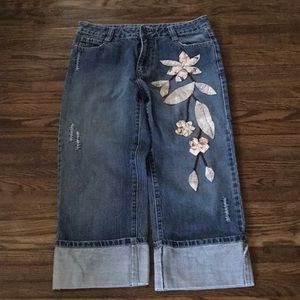 Mac & Jac Denim Jeans Embellished Flower Capri’s 6
